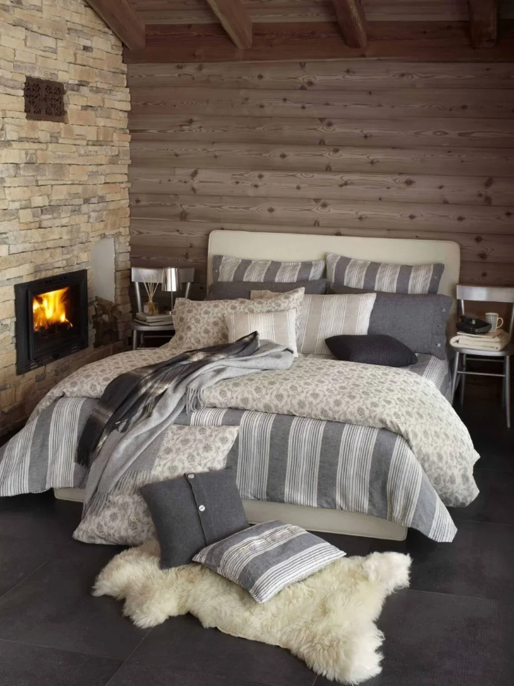 Bellora 1883 Gray Floral Linen Queen Duvet Cover 3 Piece Set